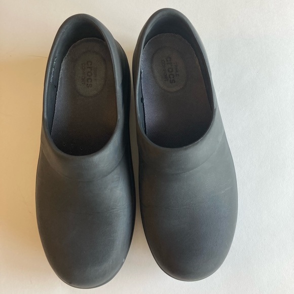 Crocs Comfort Black Rubber Clogs size 7 - Picture 8 of 16